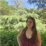 Estudiante de primero de carrera. He cursado el bachillerato humanístico con una media de 8,92. B2 Inglés 10 media latín